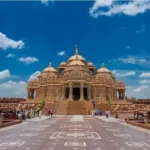 Akshardham Temple Delhi (Timings, Entry Fee, Places to see, History)