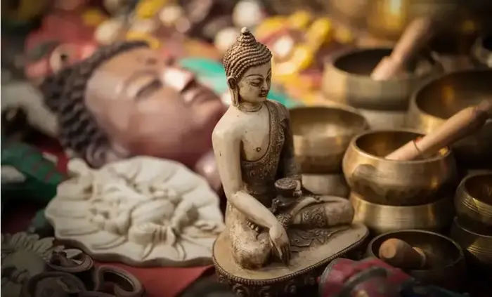 Janpath market, shopping market in delhi